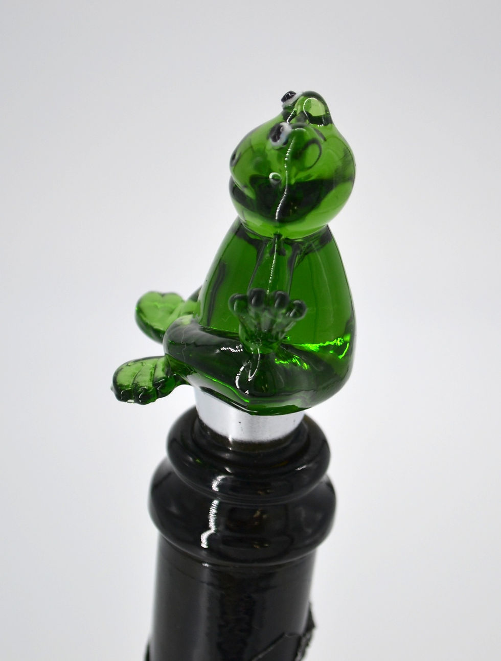 Thumbnail: Meditating Glass Frog Bottle Stopper