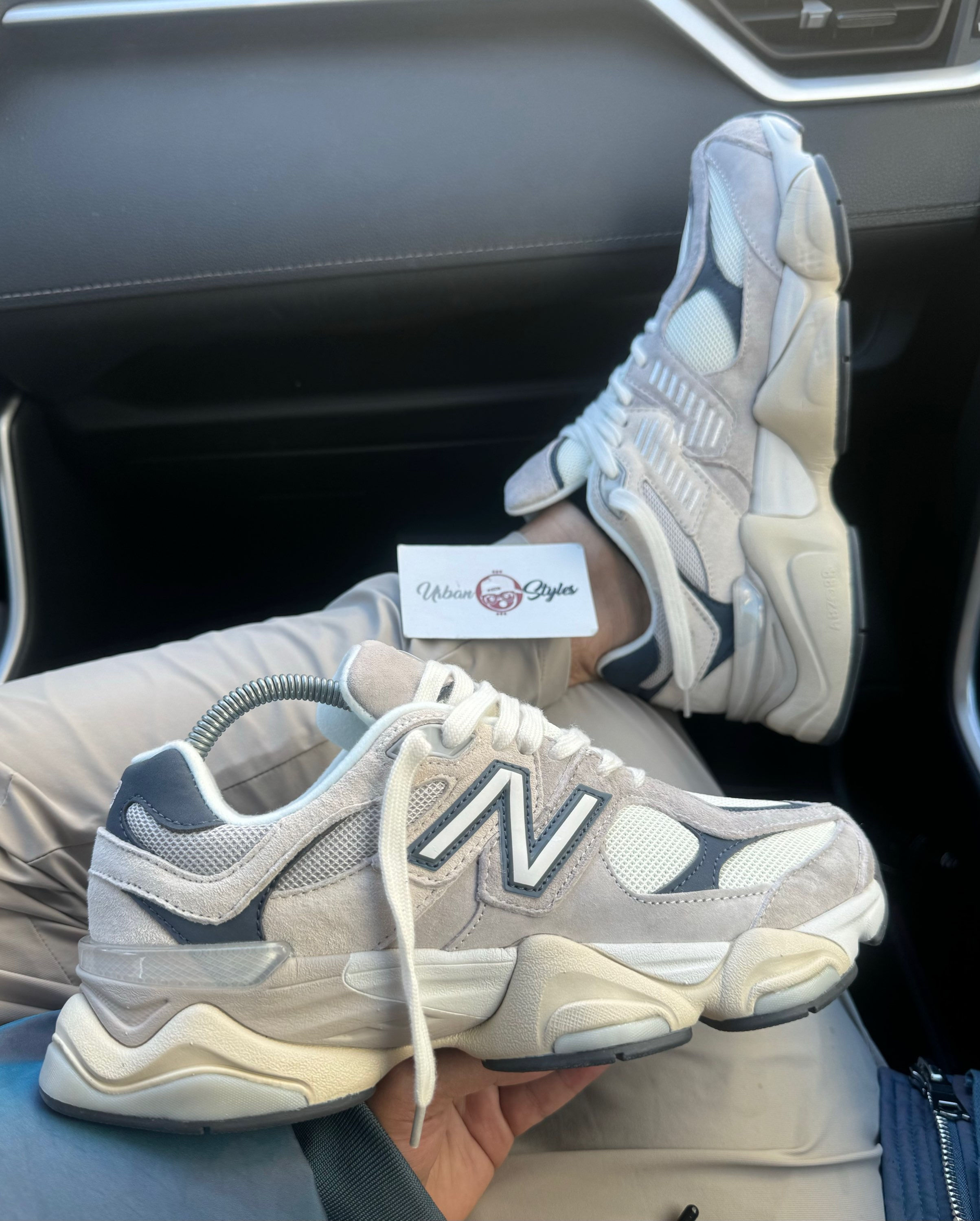 NEW BALANCE 9060 GREY BEIGE 