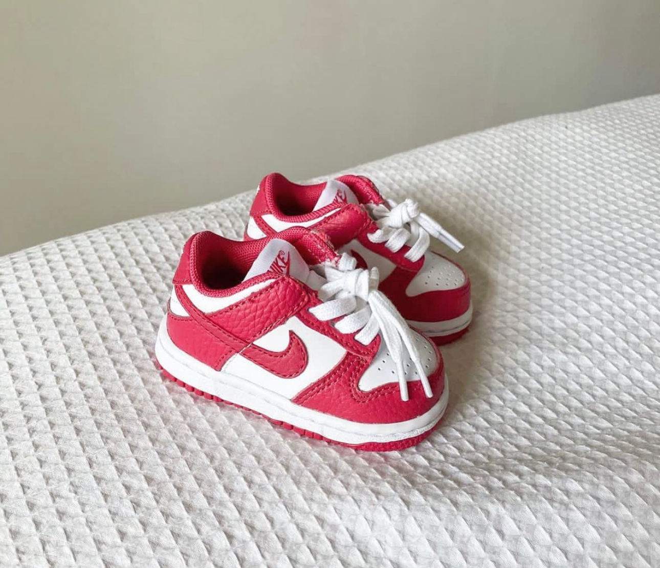 NIKE DUNK LOW GYPSY WHITE