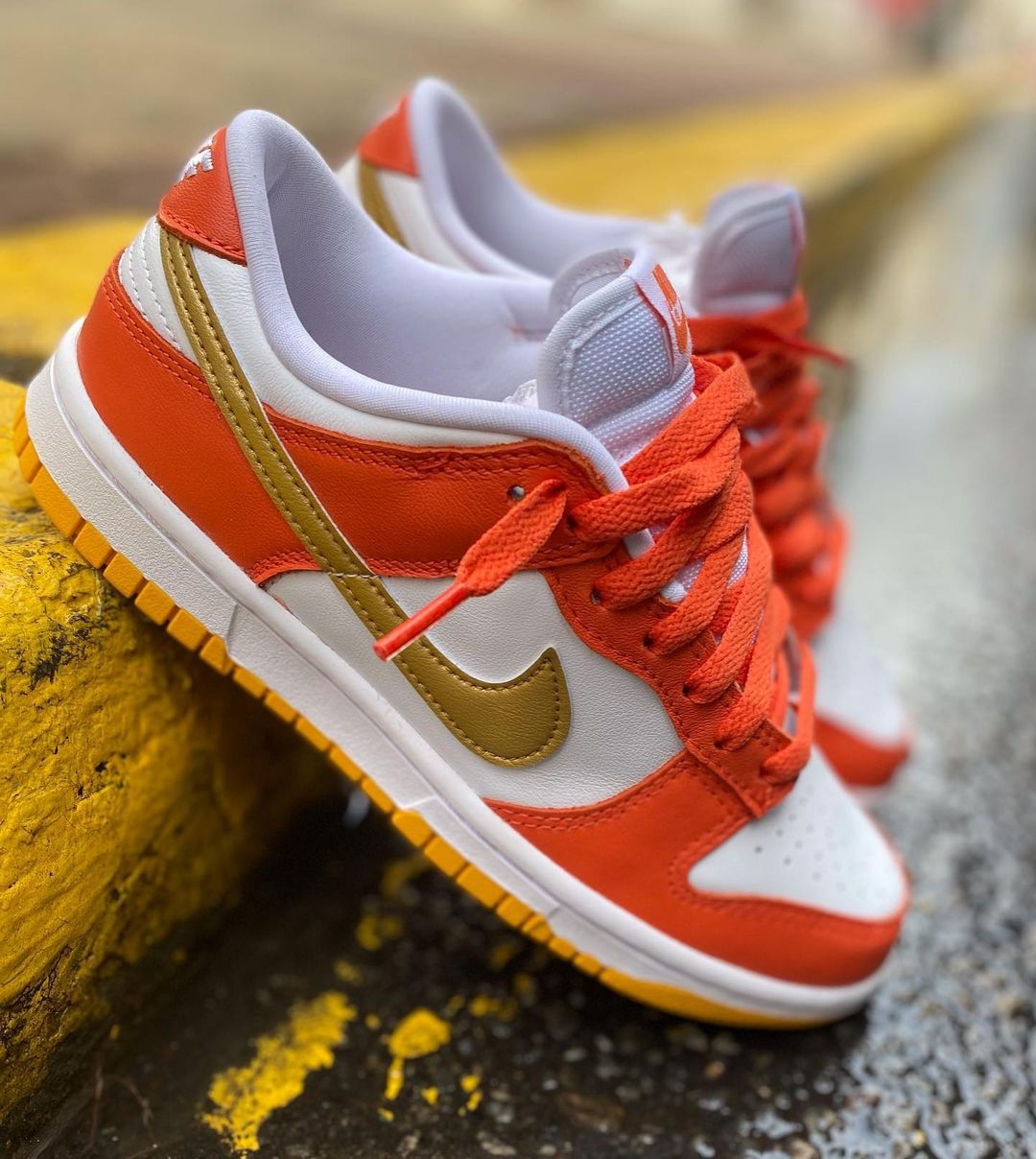 NIKE DUNK LOW ORANGE/WHITE-BROWN