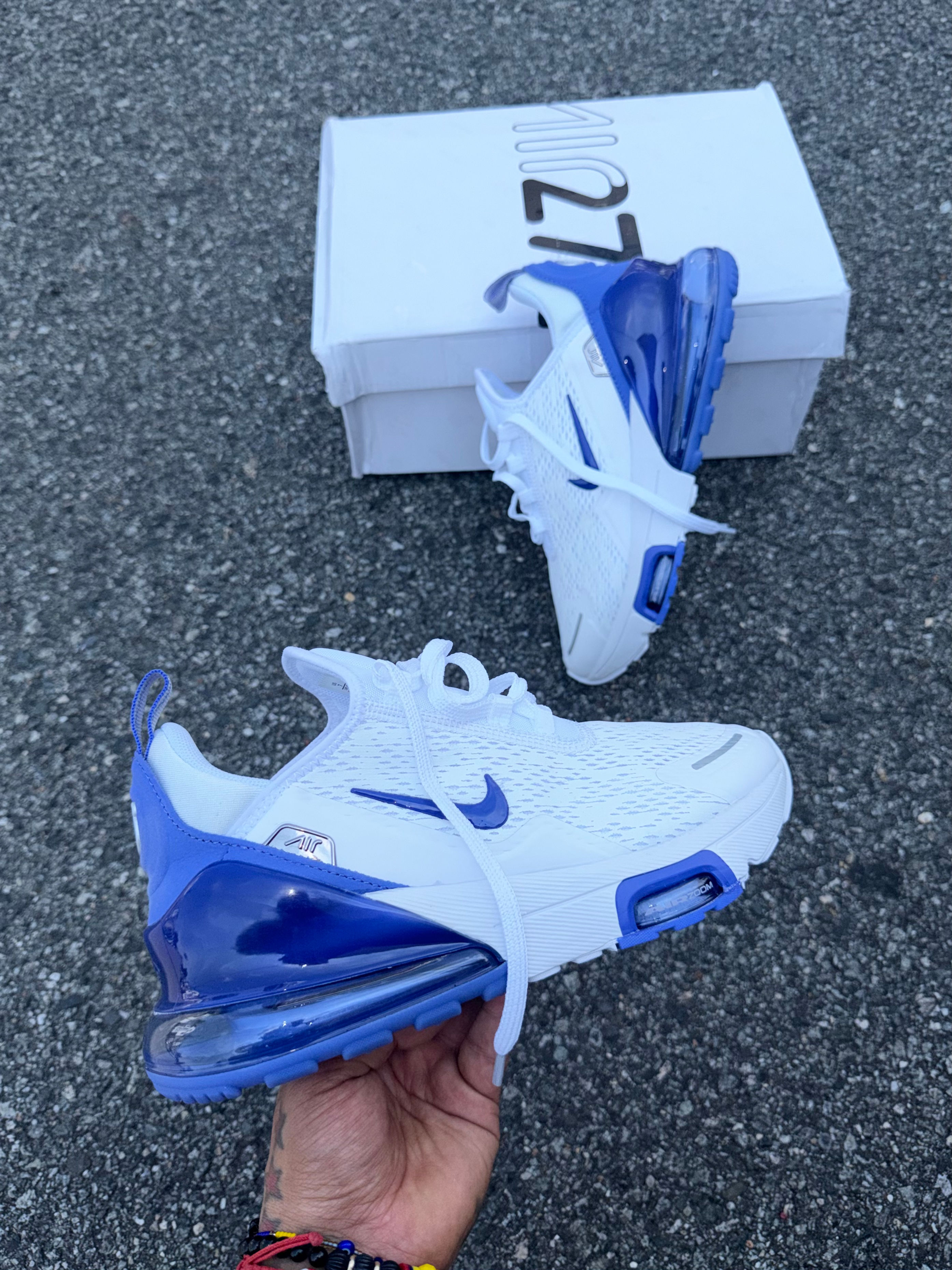 NIKE AIR MAX 270 WHITE BLUE 