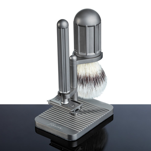 Titanium DE safety razor | Design94