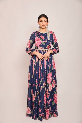 One Piece Pleated Dress with Belt | TGC