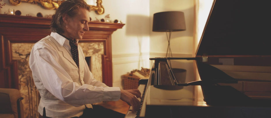 Sacha Puttnam - Pianist & Film Composer