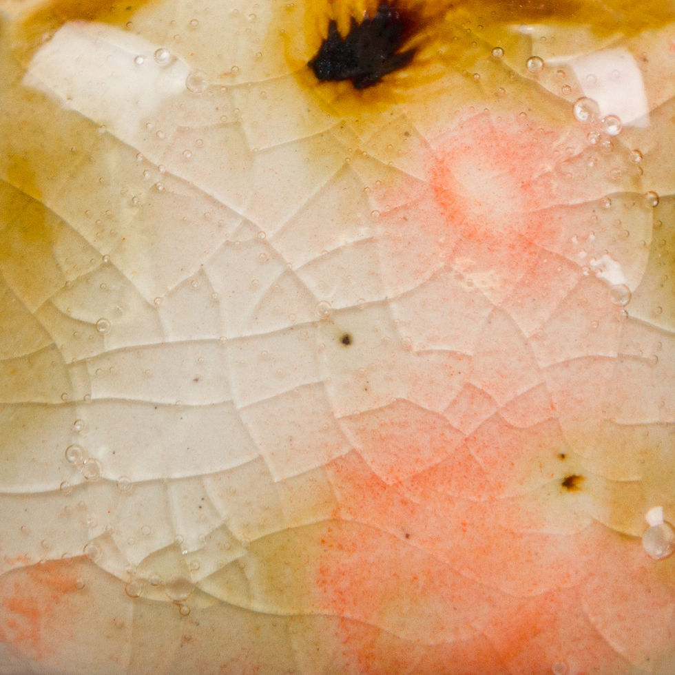 Close-up of CG1002 Day Lily 4oz ceramic glaze texture.