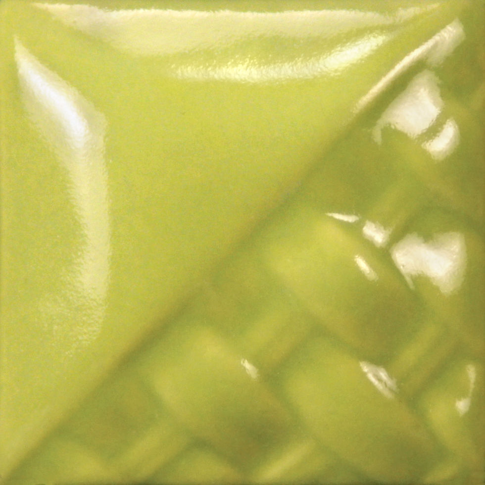 SW507P Bright Green Gloss ceramic glaze sample tile