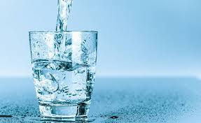 IMPORTANCIA DE TOMAR AGUA