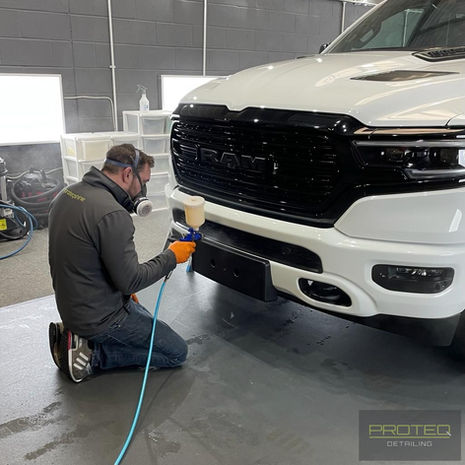 Car Detailing Lincoln-Spraying coating into intricate areas