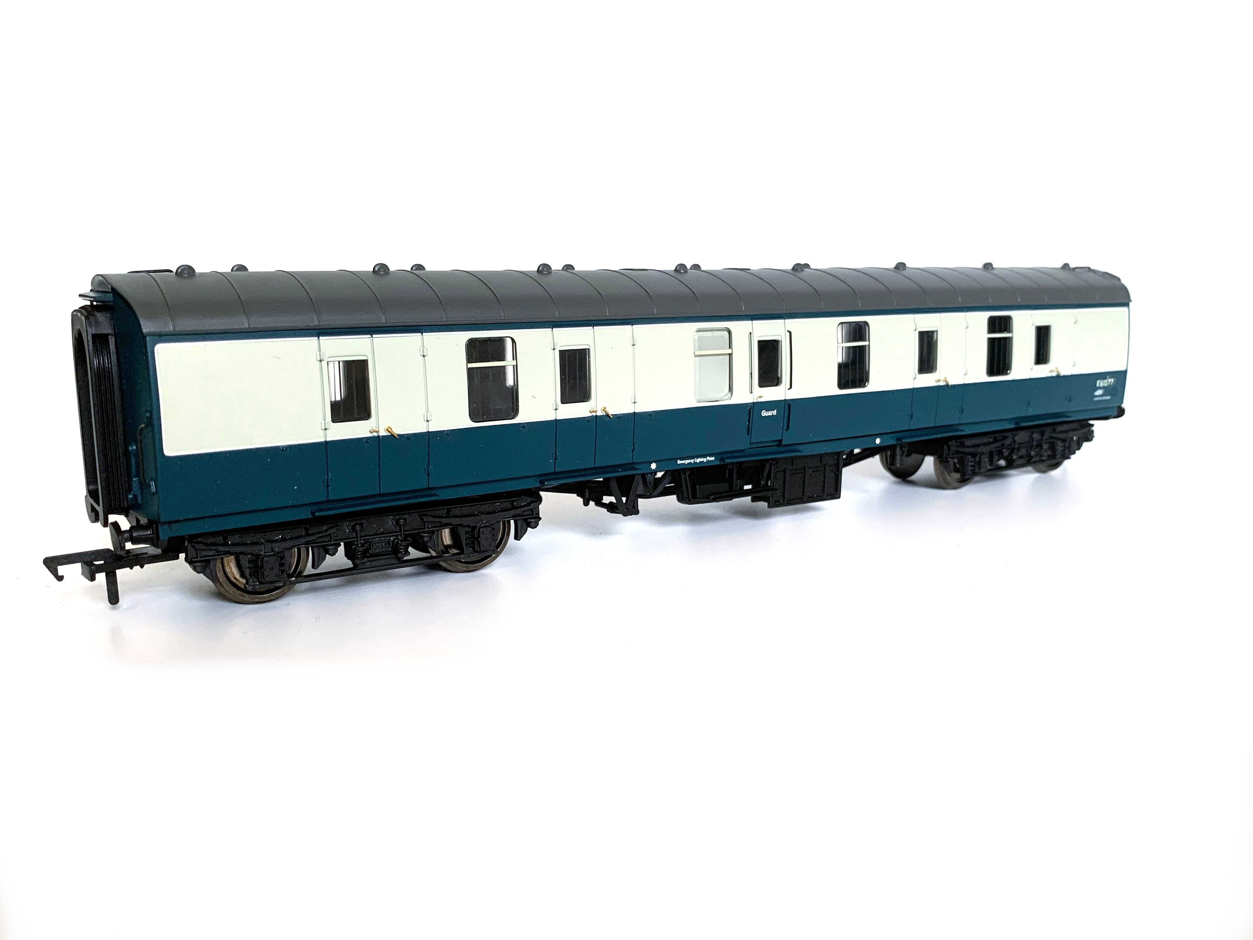 Bachmann 39-175A OO Gauge BR MK1 Full Brake in blue grey livery