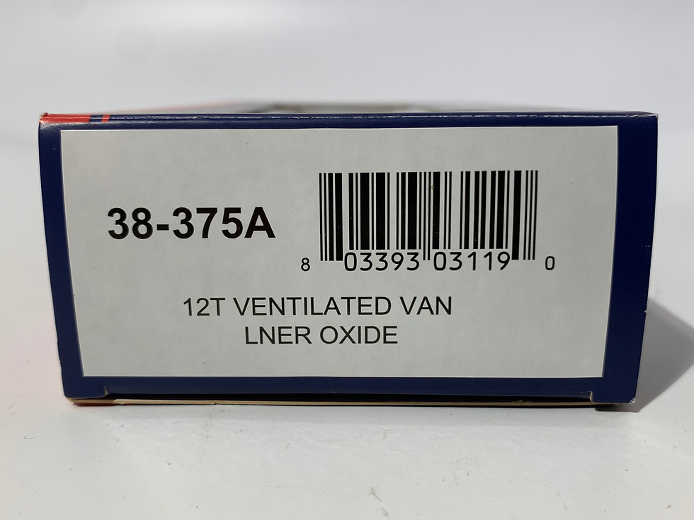 Thumbnail: Bachmann 38-375A 12 Ton Ventilated Van in LNER oxide livery