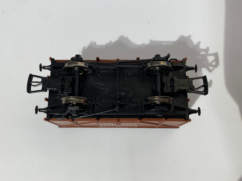 Thumbnail: Bachmann 37-729B 12T ventilated van in BR bauxite livery