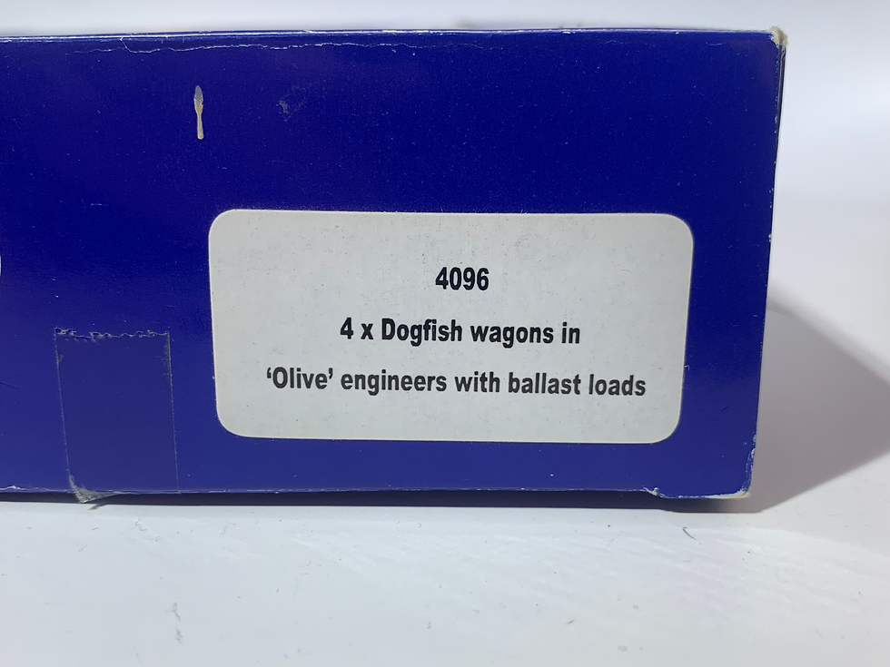 Thumbnail: Heljan 4096 Dogfish wagon in olive green livery