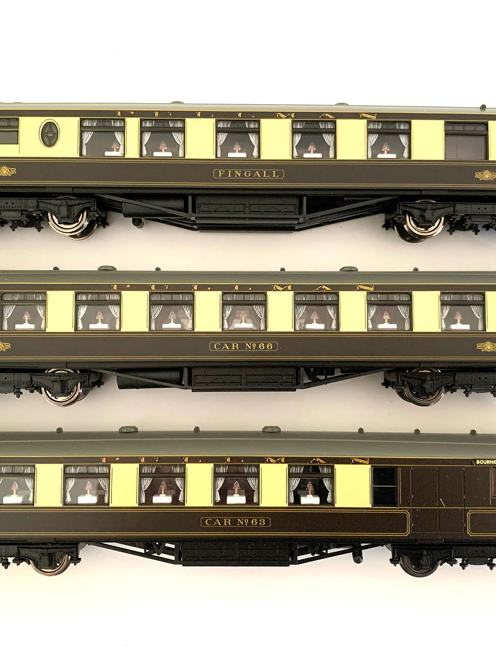 Thumbnail: Hornby R4169 OO Gauge Bournemouth Belle