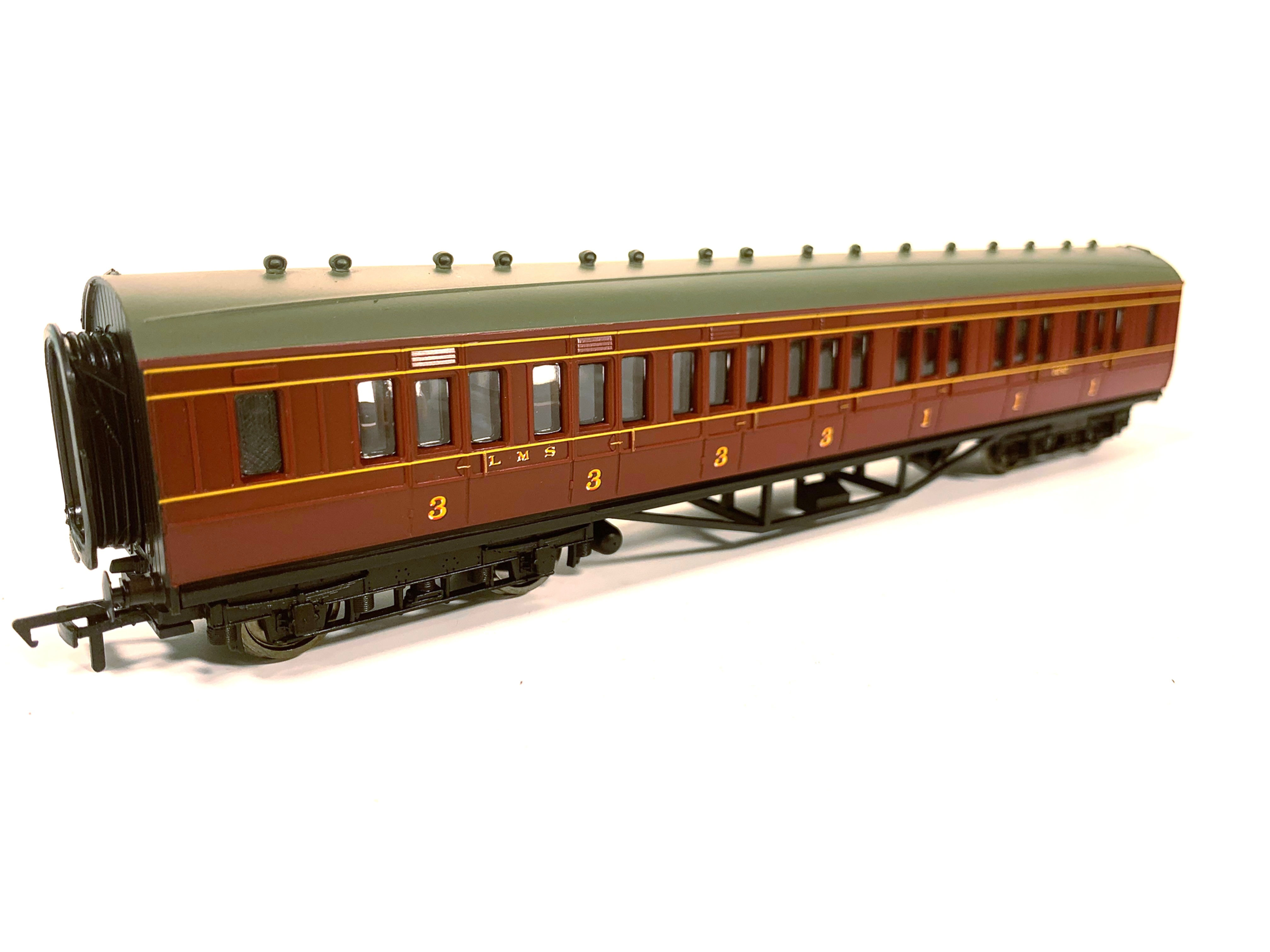Bachmann 34-252D LMS 57ft coach
