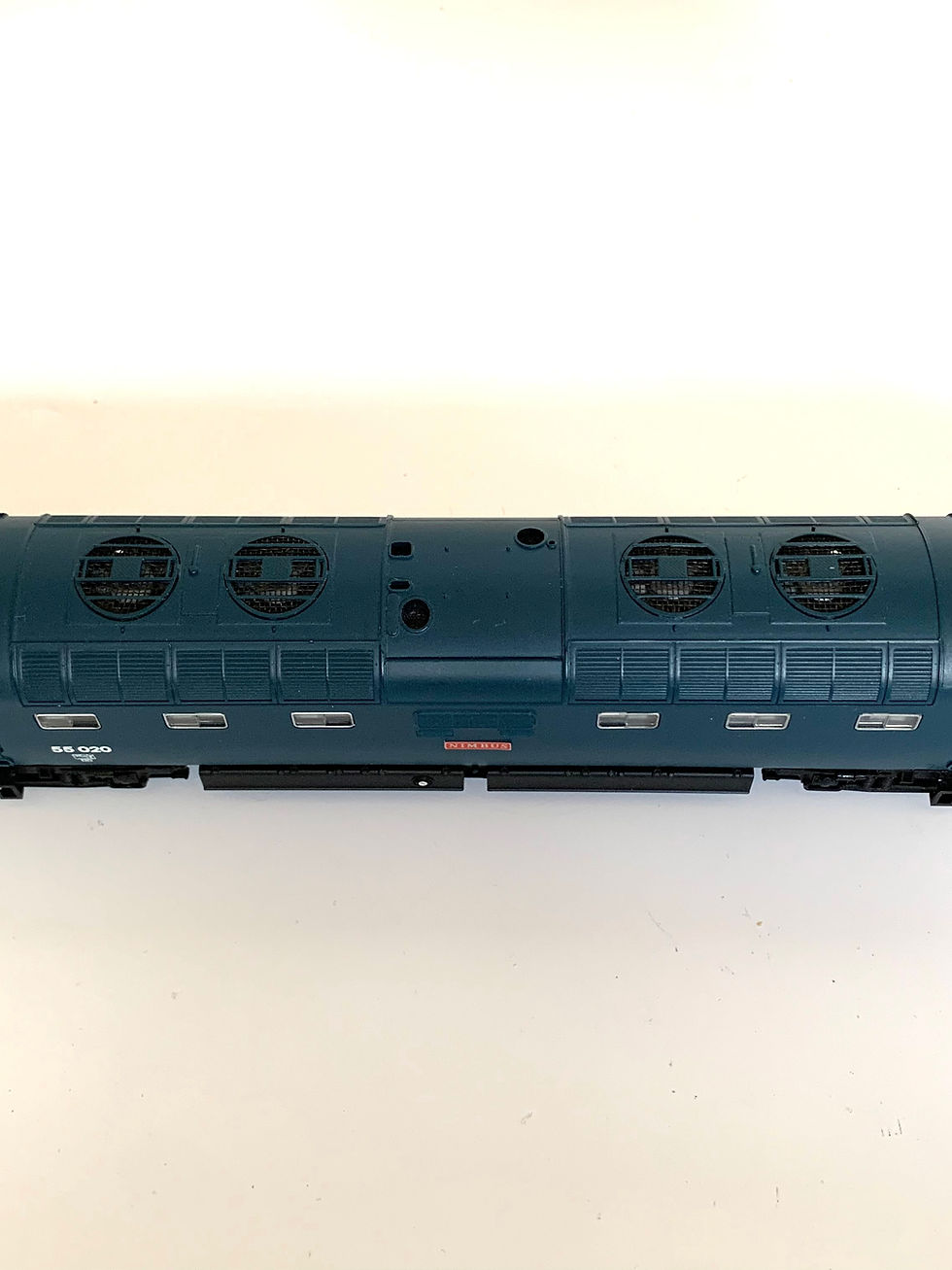 Thumbnail: Bachmann 32-526 Class 55 Deltic in BR blue livery