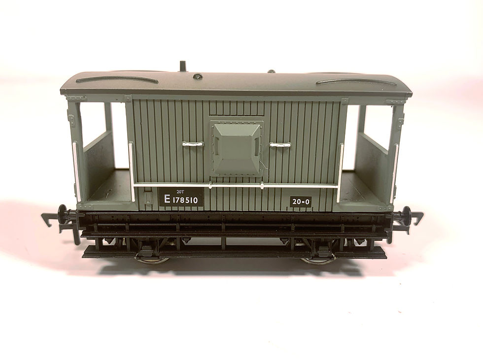 Thumbnail: Bachmann 33-803 OO Gauge 20 Ton Brake Van BR Grey