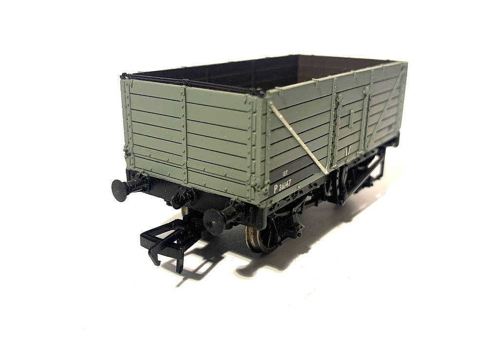 Thumbnail: Bachmann 37-081D 7 Plank Wagon in BR grey livery