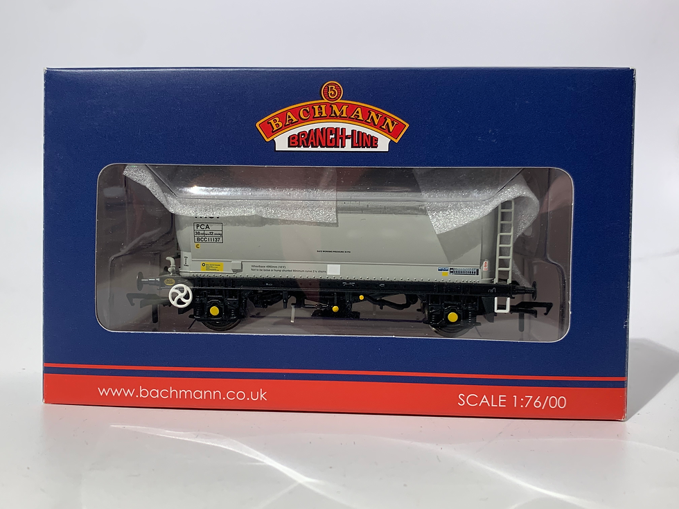 Bachmann 38-651 PCA Metalair wagon in grey livery