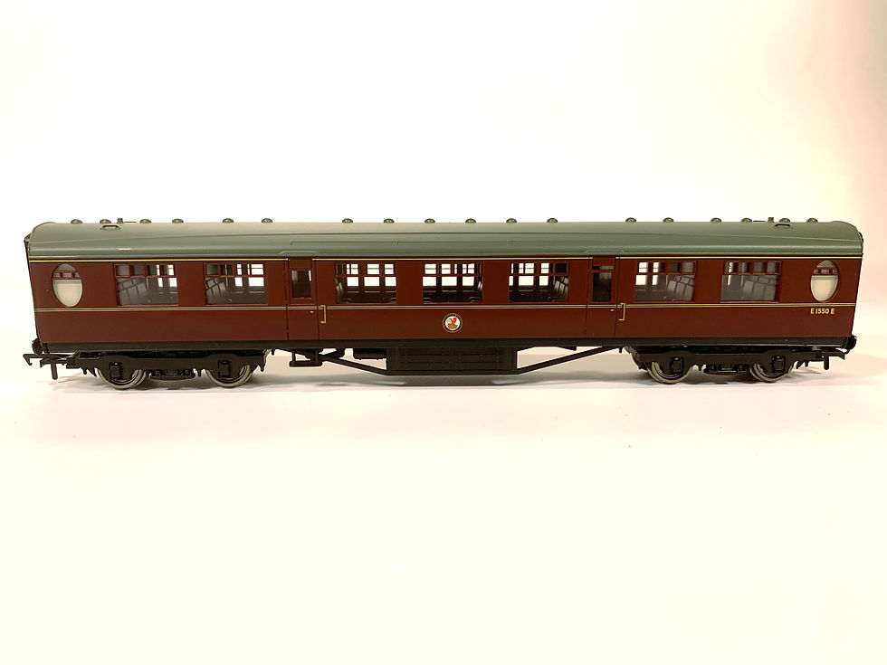 Thumbnail: Bachmann 34-378 OO Gauge Thompson coach