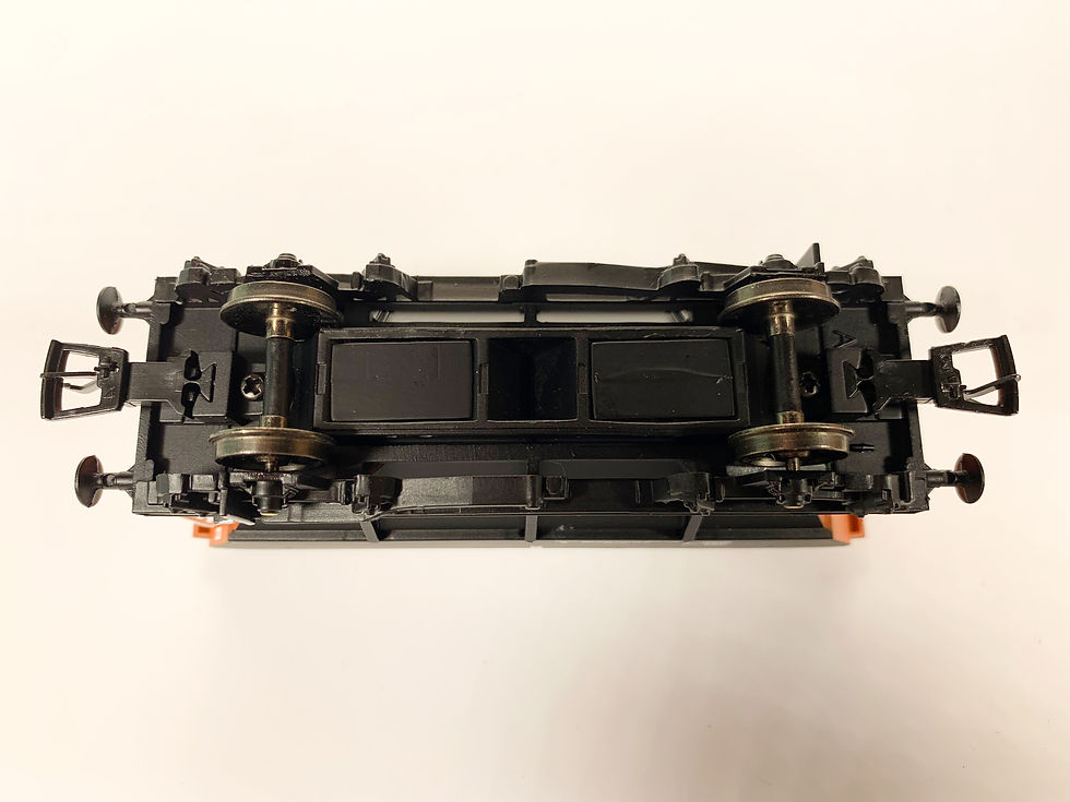 Thumbnail: Bachmann 33-575 OO Gauge 46 Tonne CEA Covered Hopper Wagon Loadhaul