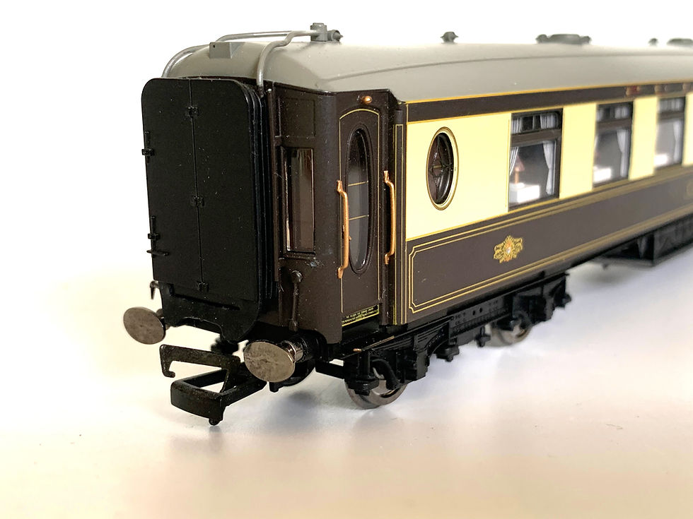 Thumbnail: Hornby R2300 OO Gauge Bournemouth Belle Pullman