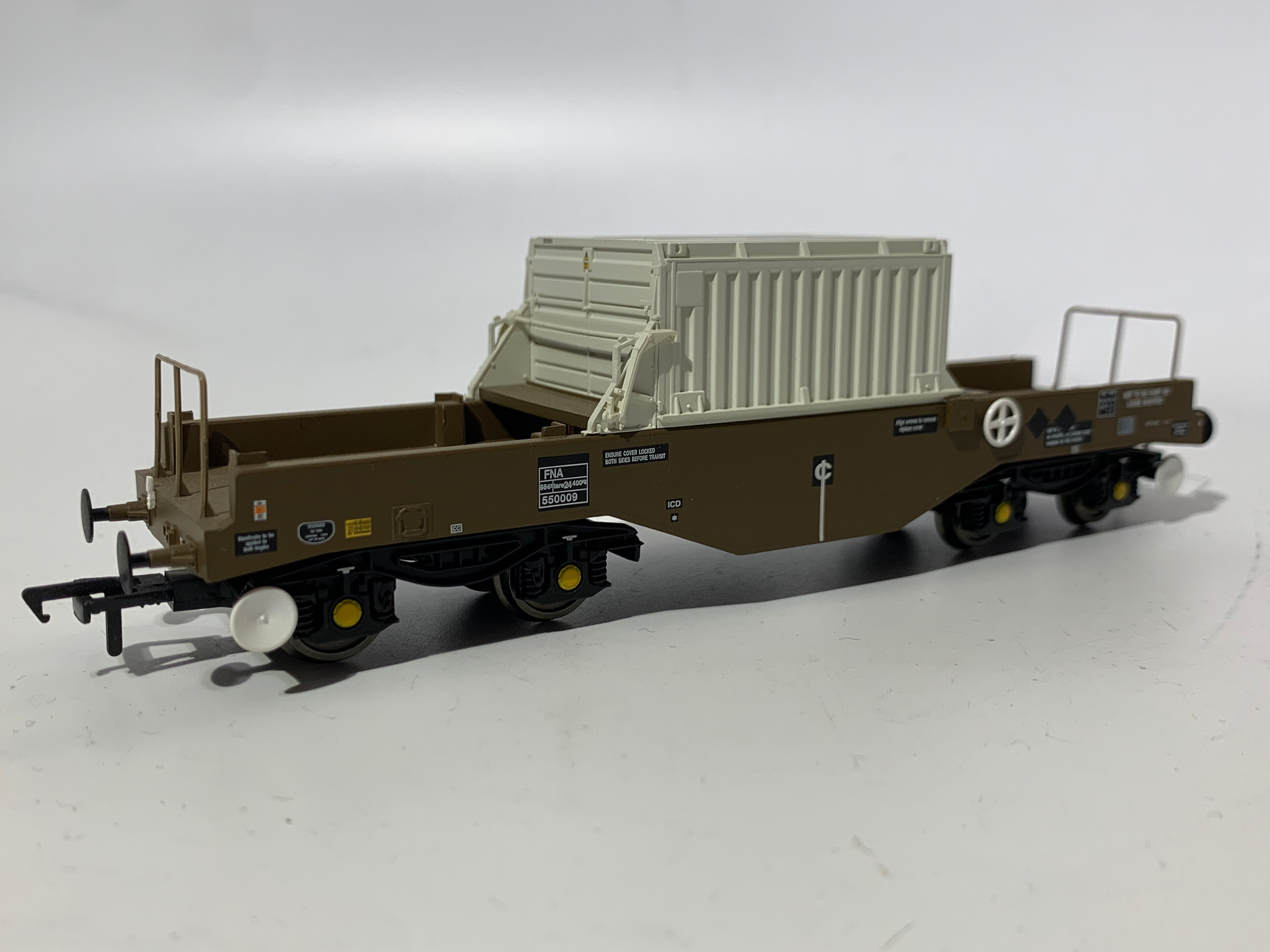 Bachmann 38-345A FNA Nuclear Flask Wagon