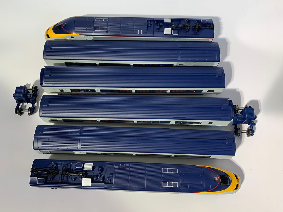 Thumbnail: Hornby R2379 OO Gauge Class 373 6 Car Eurostar Set