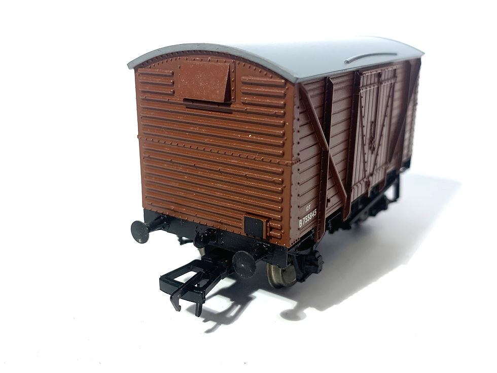 Thumbnail: Bachmann 38-160A OO Gauge 12 Ton Planked Ventilated Van BR Bauxite