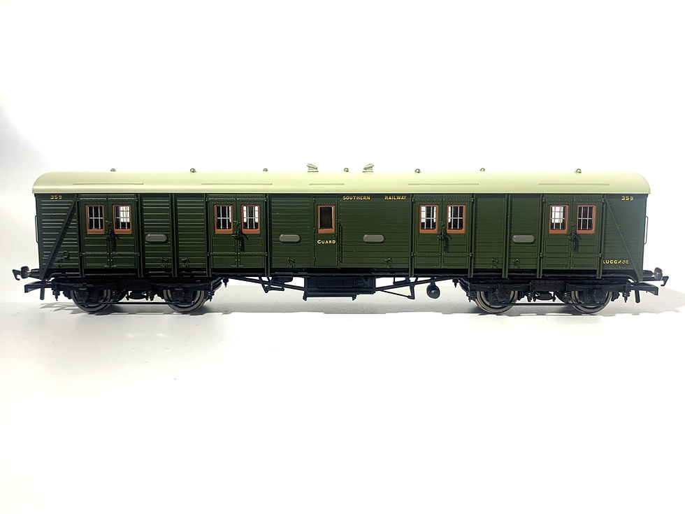 Hornby R4535 SR Bogie Van in Southern green livery and sold by Red Pen Railway Models