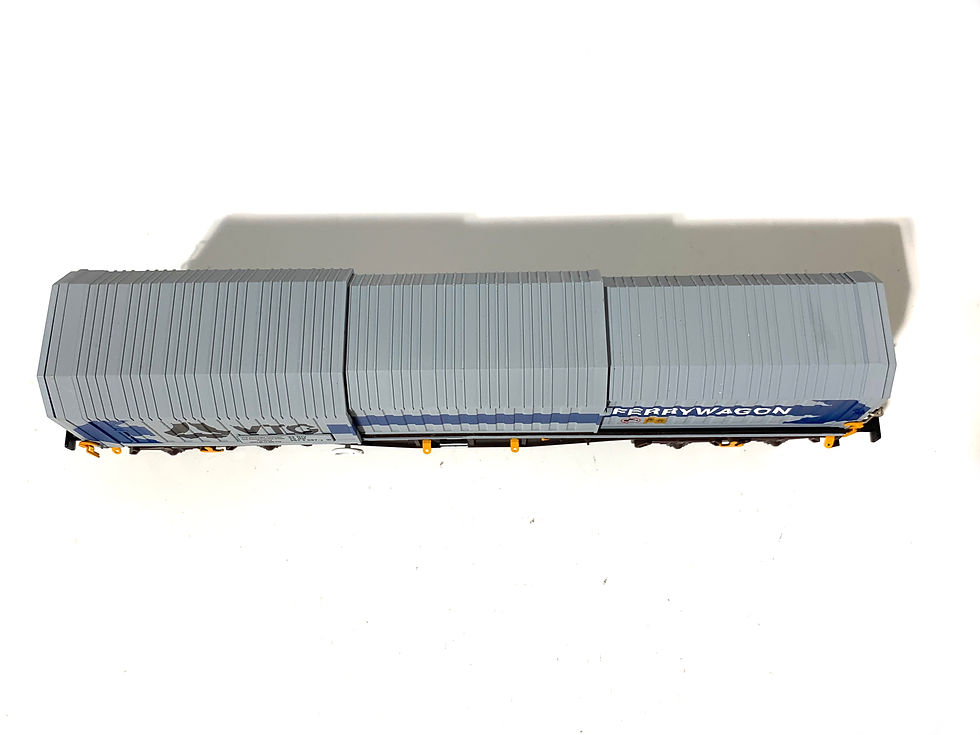 Thumbnail: Dapol B747A OO Gauge Telescopic Hood Wagon VTG Ferrywagon
