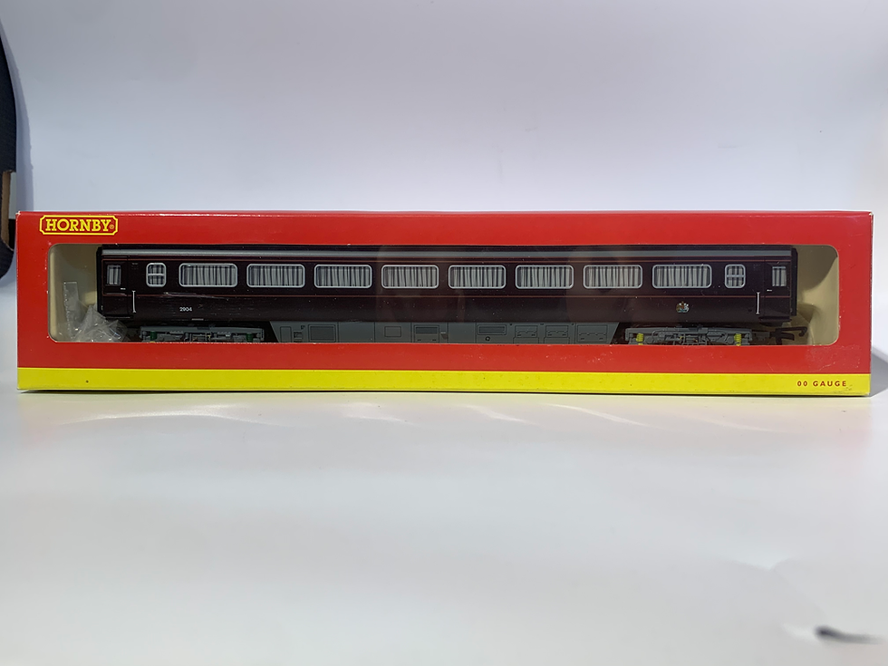 Hornby R4401 The Duke of Edinburgh's Saloon