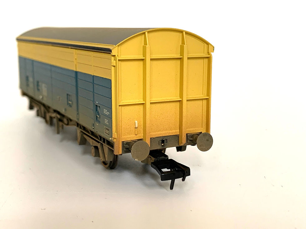 Thumbnail: Bachmann 38-146 OO Gauge VDA Sliding Door Box Van BR Grey Yellow Weathered