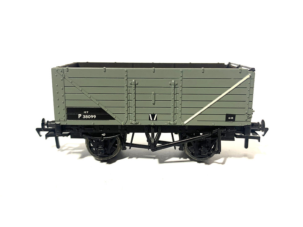 Thumbnail: Bachmann 37-081C 7 Plank Wagon in BR grey livery