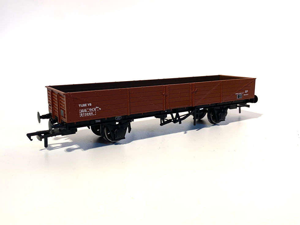 Bachmann 38-752 22 Ton Tube Wagon in BR bauxite livery sold by Red Pen Railway Models