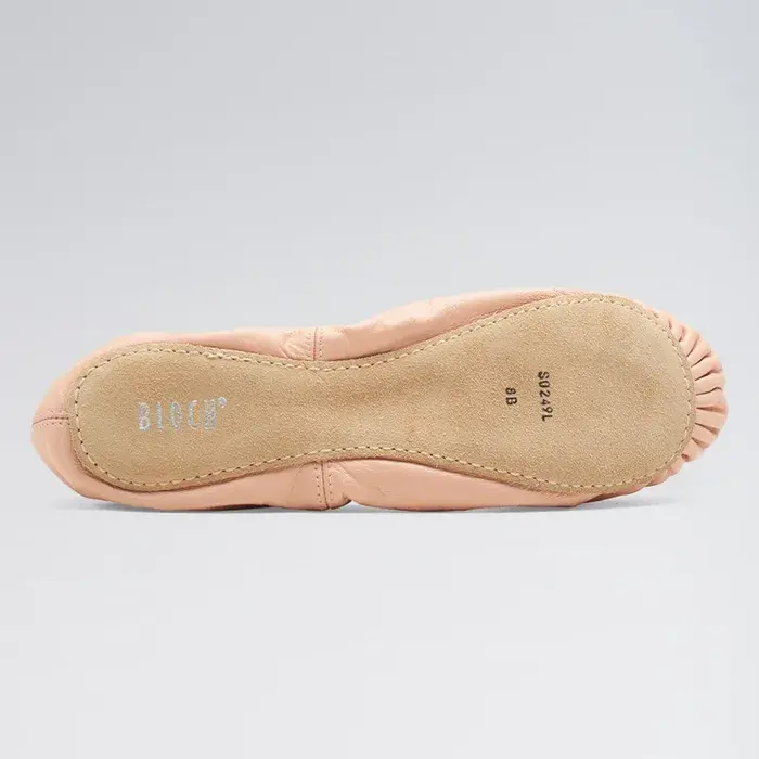 Thumbnail: Bloch Giselle Full Sole Leather Shoes