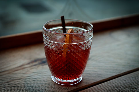 Negroni_16x9_02.jpg