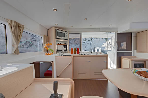 Lagoon 400
