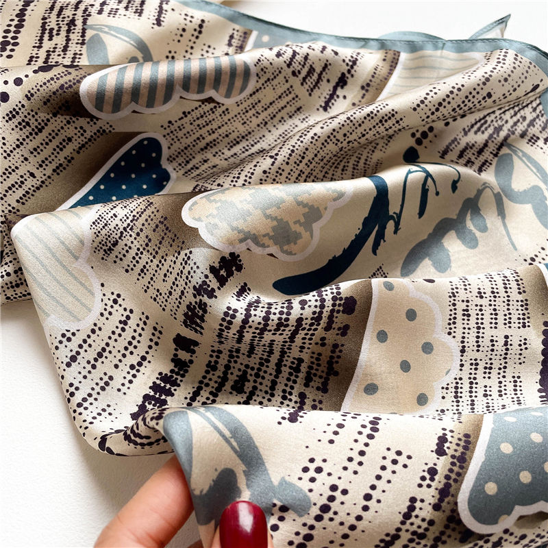 Miniatura: Clouds and Sky 53cm Silk Scarf | Cream Taupe Square Scarf