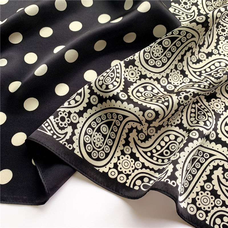 Miniaturbild: Paisley and Polka 68cm Silk Scarf Bandana | Square Scarf