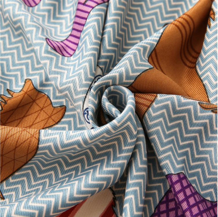 Miniaturbild: VB-MUL08 Animal Abstract with Tassels Fashion Scarf