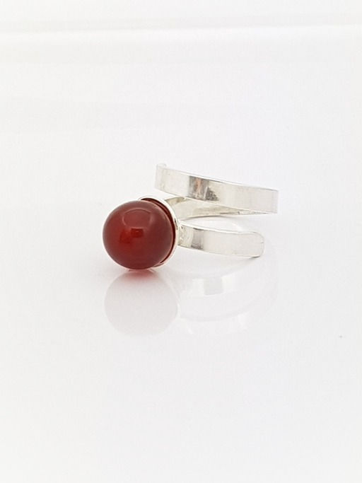 Miniatura: Anillo sutil Cornalina roja