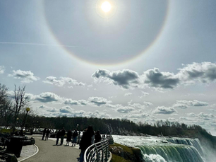 Witness the Mesmerizing Magic of Sun Halos at Niagara Falls