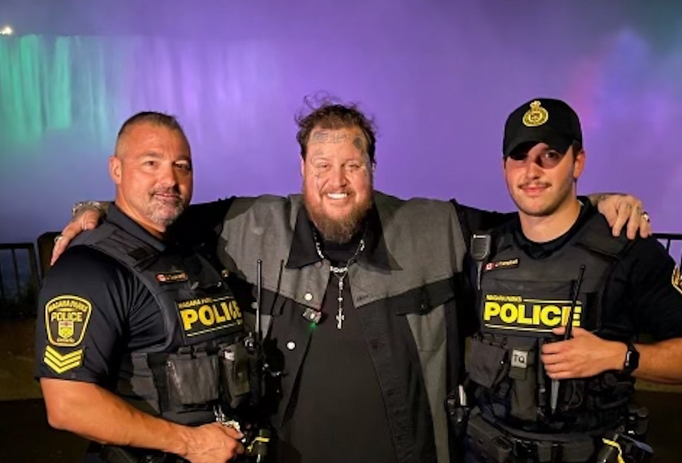 Jelly Roll Visits the Iconic Niagara Falls, Performs at Benefit to Advocate for Local Indigenous Youth