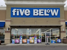 Shoplifter Caught After Walking Away too Slow, Had too Many Bags