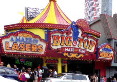 Big Top Amazing Mirror & Laser Maze Niagara Falls Canada Clifton Hill