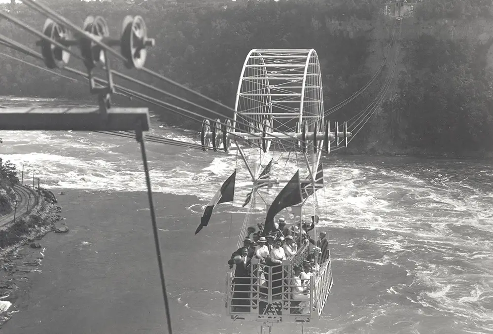 Whirlpool Aero Car