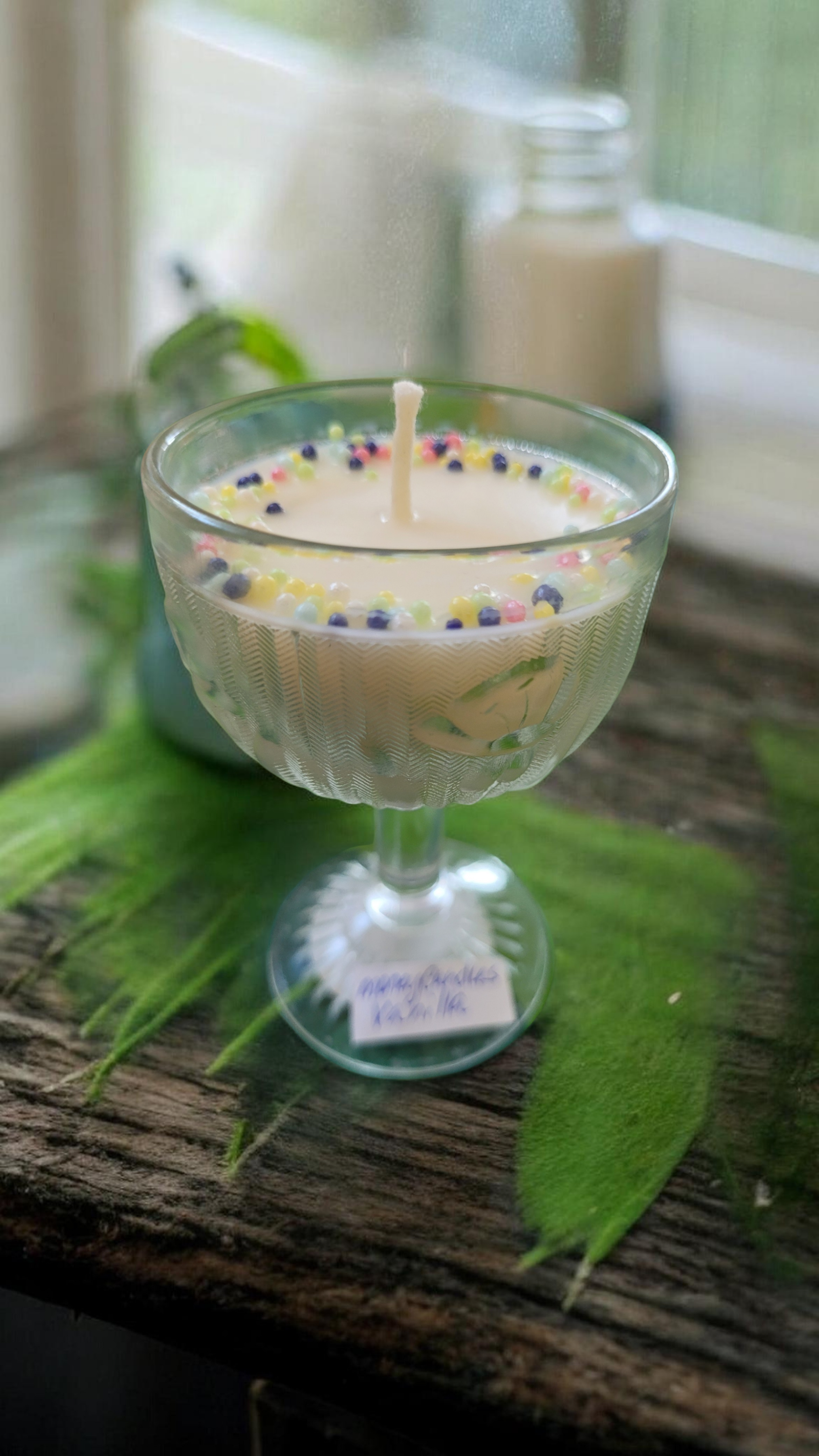 #31H Vanilla Round Etched Wine Glass