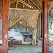 Dulini-Leadwood-Private-Suite-Dulini-Private-Game-Reserve