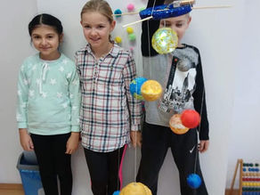 Układ słoneczny klasa II