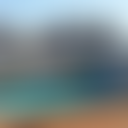 Design de piscinas pequenas com deck para espaços compactos